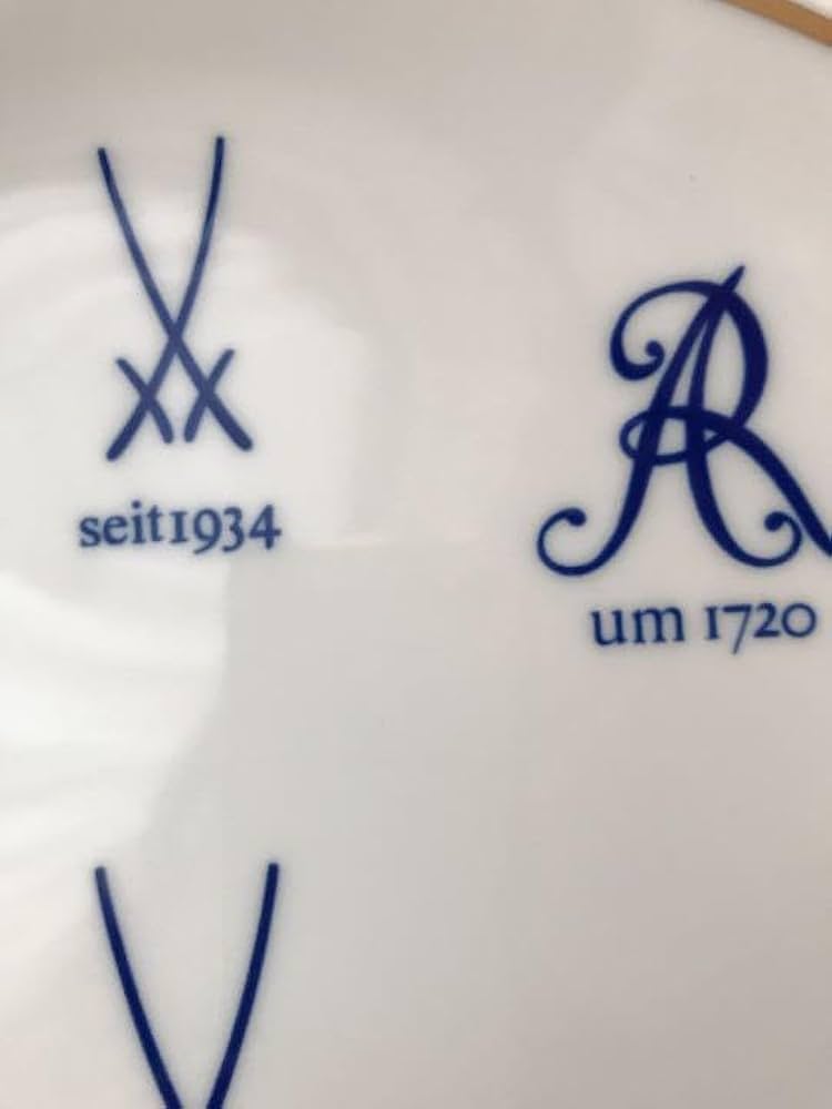 MEISSEN マイセン 275周年 歴代 双剣 マーク プレート 飾り皿 Amazon.co.jp: MEISSEN マイセン 歴代双剣275周年 飾り皿 陶磁器